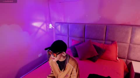 Snapshot of min_minjil chatting on February 12, 11:51 am Minji online show from February 12, 11:51 am