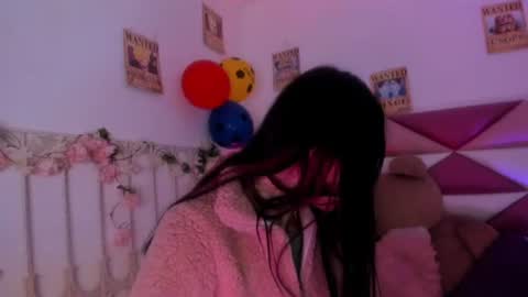 minami_nakamura online show from July 14, 5:23 am