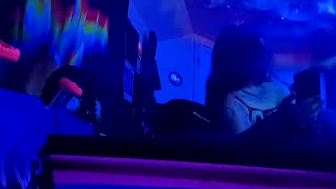 mindyourvib3z online show from May 25, 7:29 am