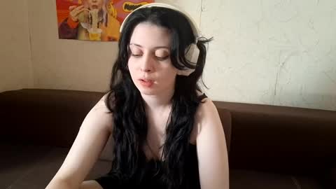 Mindy online show from April 15, 5:52 am