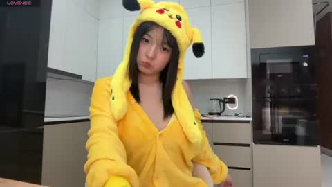 minnie_joy_ online show from July 23, 12:24 pm