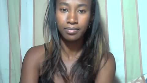 minouch211907 online show from March 8, 2:16 pm