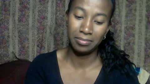 minouch211907 online show from April 25, 9:12 pm