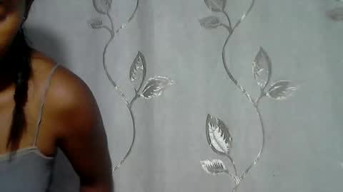 minouch211907 online show from February 17, 5:56 pm