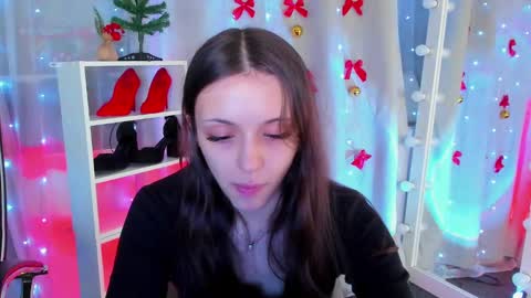 Snapshot of mipsymipson chatting on December 3, 10:26 am NEXT STREAM NOVEMBER 27282930 online show from December 3, 10:26 am
