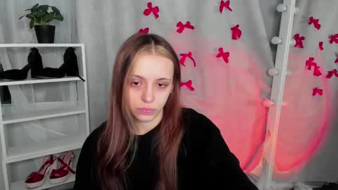 Snapshot of mipsymipson chatting on February 18, 10:05 am NEXT STREAM NOVEMBER 27282930 online show from February 18, 10:05 am