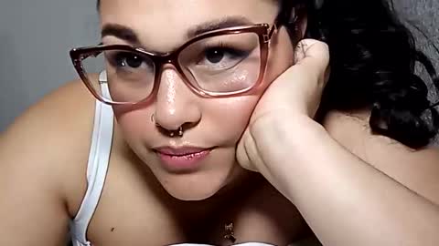 mira_cherry online show from January 14, 9:20 pm