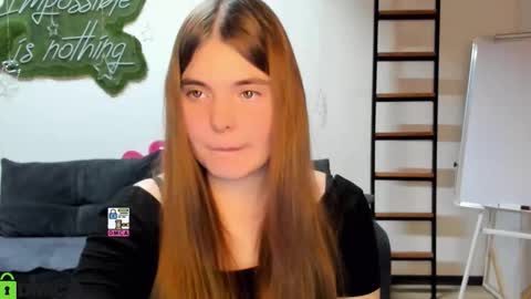 miraa_bloom online show from February 19, 5:45 pm