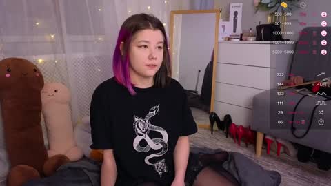 Snapshot of mirafalls chatting on February 7, 5:31 am Mira online show from February 7, 5:31 am