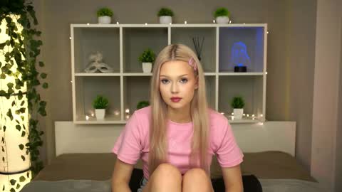 Elsa online show from October 27, 7:19 pm