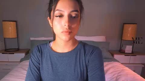 Snapshot of mis_elizabeth chatting on September 23, 6:50 pm Eliza online show from September 23, 6:50 pm