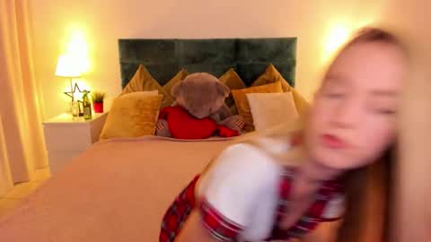 mishapallmer online show from September 21, 8:24 am