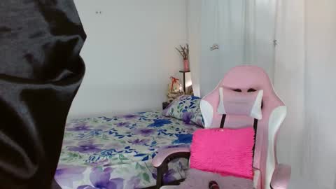 Mishka online show from November 6, 10:04 pm