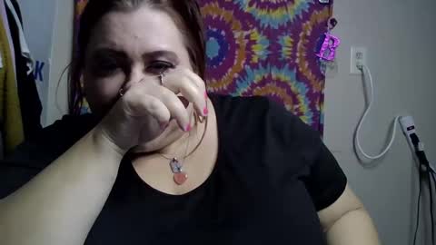 Snapshot of misladyb chatting on October 22, 1:21 am MissLadyB69 online show from October 22, 1:21 am