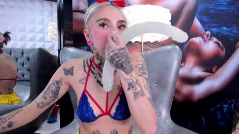 Snapshot of miss___angel chatting on March 3, 6:09 pm miss___angel online show from March 3, 6:09 pm