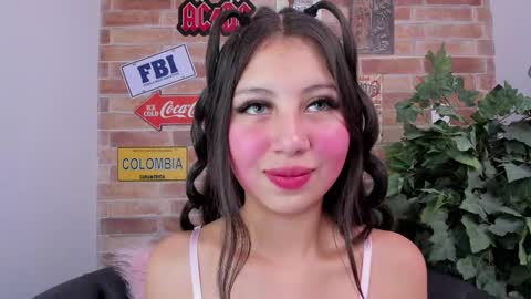 Luxury online show from February 6, 11:35 am