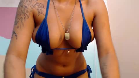 Snapshot of miss_akemi chatting on January 22, 2:35 pm Akemi 3 online show from January 22, 2:35 pm