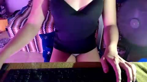 miss_avery online show from October 26, 4:46 pm