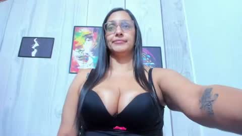 Naty online show from July 28, 5:24 pm