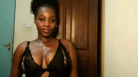 miss_boobieliscious1 online show from March 15, 7:16 pm