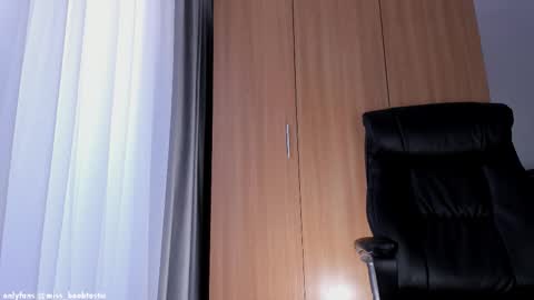 Ivy online show from February 26, 12:37 pm