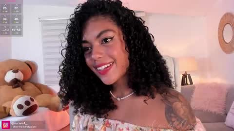 CANDELA CASTRO  online show from October 24, 1:07 pm