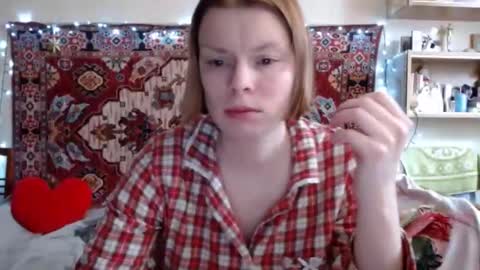 Elis online show from March 5, 7:05 am