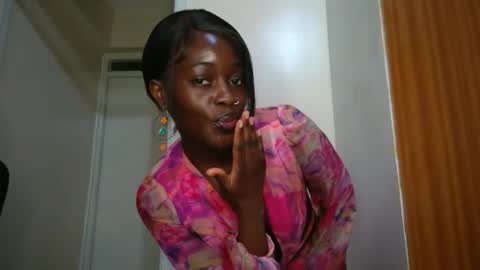 SensuElle  WHAT I DONT SHOW HERE... YOULL ONLY SEE IN PRIVATE  online show from January 8, 11:58 am