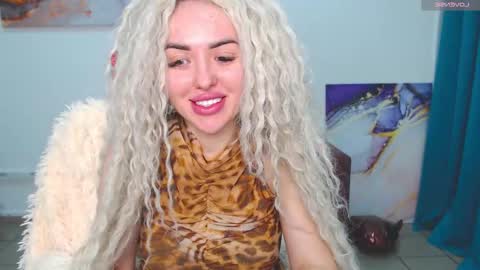 Snapshot of miss_kiten chatting on February 25, 7:49 pm miss_kiten online show from February 25, 7:49 pm