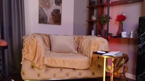 Snapshot of miss_m chatting on October 2, 11:37 am miss_m online show from October 2, 11:37 am