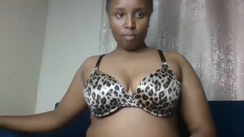 sophia online show from April 17, 3:19 am