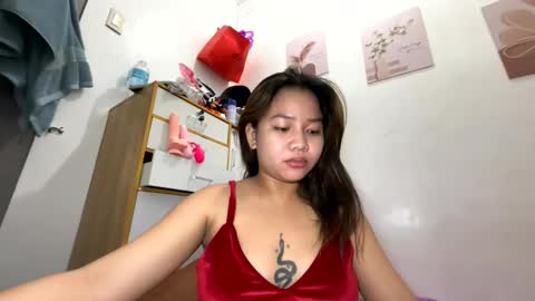 Lyn online show from May 11, 5:54 pm