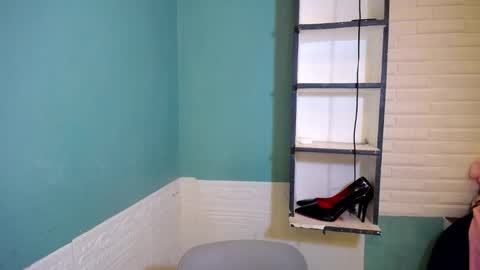 Precious online show from April 10, 2:12 pm