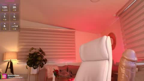 Amy Olivera online show from March 14, 1:23 pm