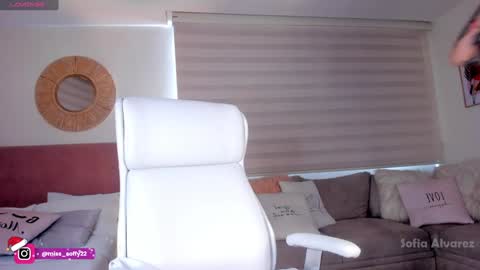Snapshot of miss_soffy chatting on January 7, 12:20 pm Sofia Alvarez online show from January 7, 12:20 pm