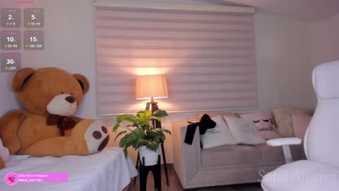 Snapshot of miss_soffy chatting on February 7, 11:13 pm Sofia Alvarez online show from February 7, 11:13 pm