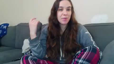 Bella online show from April 9, 2:55 pm