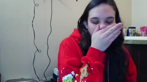 Bella online show from December 18, 3:50 pm