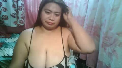 miss v0lcan0 online show from February 3, 10:32 pm