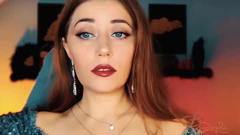 The divine Beverly online show from November 10, 2:28 am