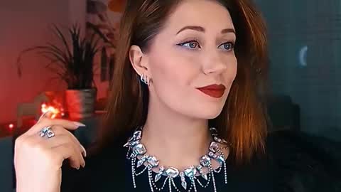 The divine Beverly online show from February 10, 5:32 am