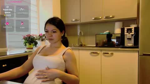 missbya online show from March 24, 6:19 am