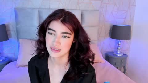 Misscarlet 26 online show from April 16, 9:39 pm