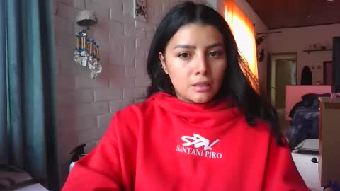 Snapshot of misselii chatting on October 6, 6:56 pm melodie online show from October 6, 6:56 pm