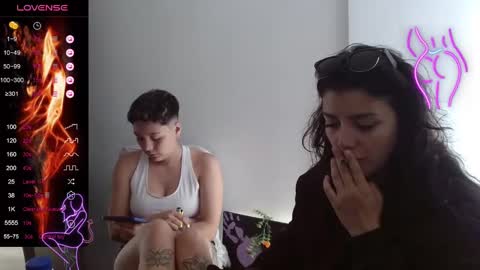 Snapshot of misselii chatting on February 6, 6:46 pm melodie online show from February 6, 6:46 pm