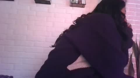 Snapshot of misselii chatting on October 19, 8:55 pm melodie online show from October 19, 8:55 pm