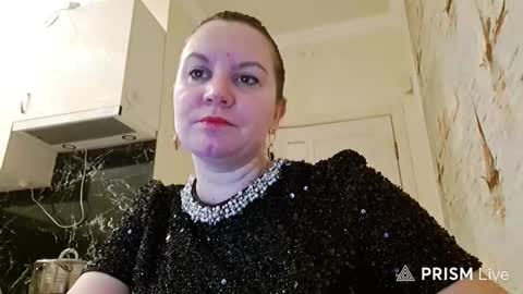 missis_laura online show from February 18, 10:20 pm