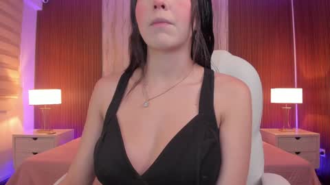 Bella Castillo online show from January 30, 11:33 am