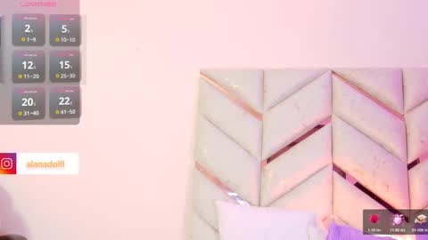 lyly  independient model online show from February 10, 3:04 pm