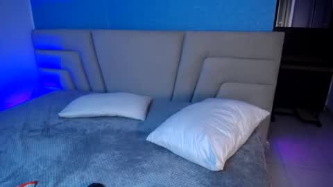 Miss Loise online show from September 16, 3:47 am